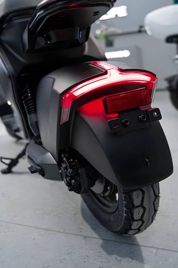 LX-KYMCO Mo One - Image 3